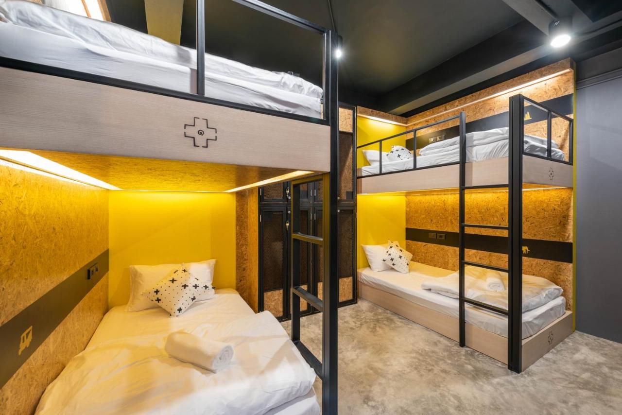 Lobsuek Hostel Bangkok Esterno foto